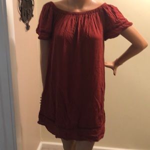 Hinge burnt-red dress